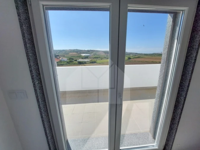 Apartamento T4 para Venda em Lourinhã e Atalaia Foto 12