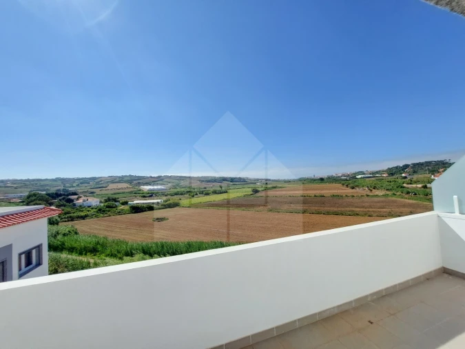 Apartamento T4 para Venda em Lourinhã e Atalaia Foto 13