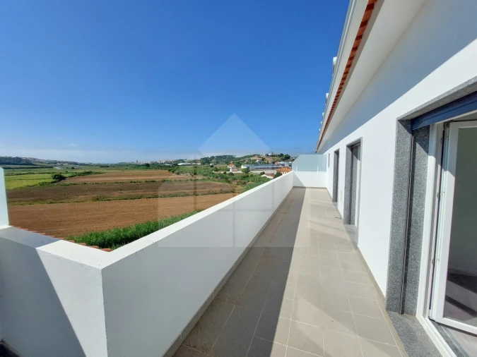 Apartamento T4 para Venda em Lourinhã e Atalaia Foto 24