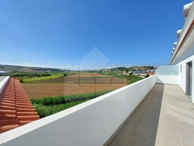 Apartamento T4 para Venda em Lourinhã e Atalaia Foto 25