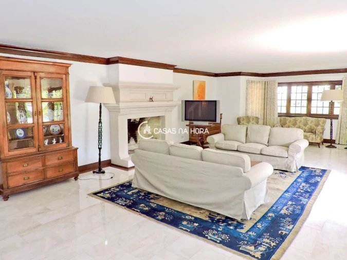 Moradia T4 para Arrendamento em Lordelo Foto 4