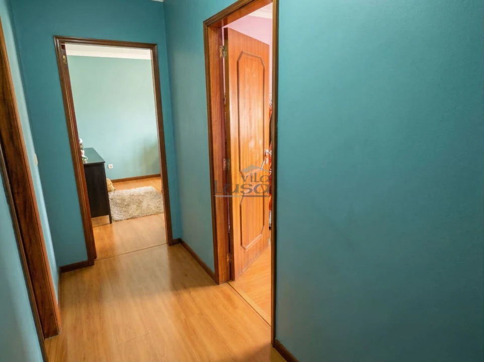 Apartamento T2 para Venda em Mafamude e Vilar do Paraíso Foto 7