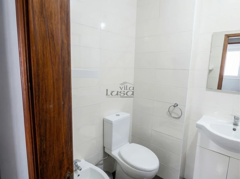 Apartamento T2 para Venda em Mafamude e Vilar do Paraíso Foto 10