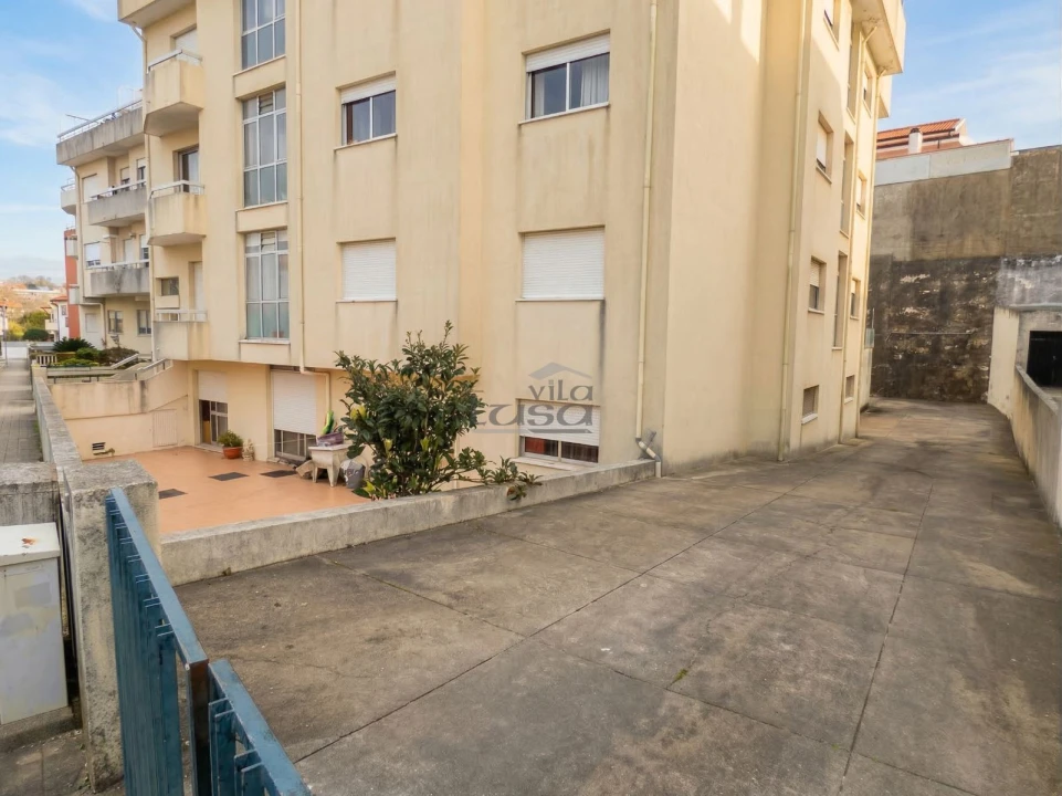 Apartamento T2 para Venda em Mafamude e Vilar do Paraíso Foto 16