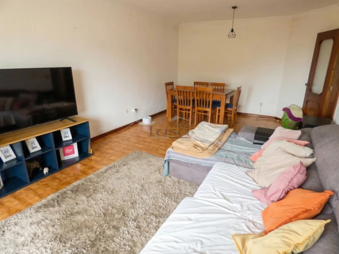 Apartamento T2 para Venda em Mafamude e Vilar do Paraíso Foto 2