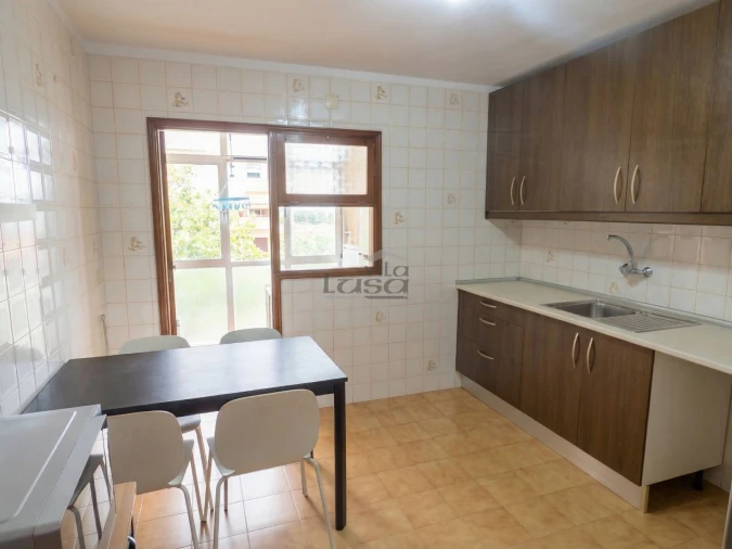 Apartamento T2 para Venda em Mafamude e Vilar do Paraíso Foto 5