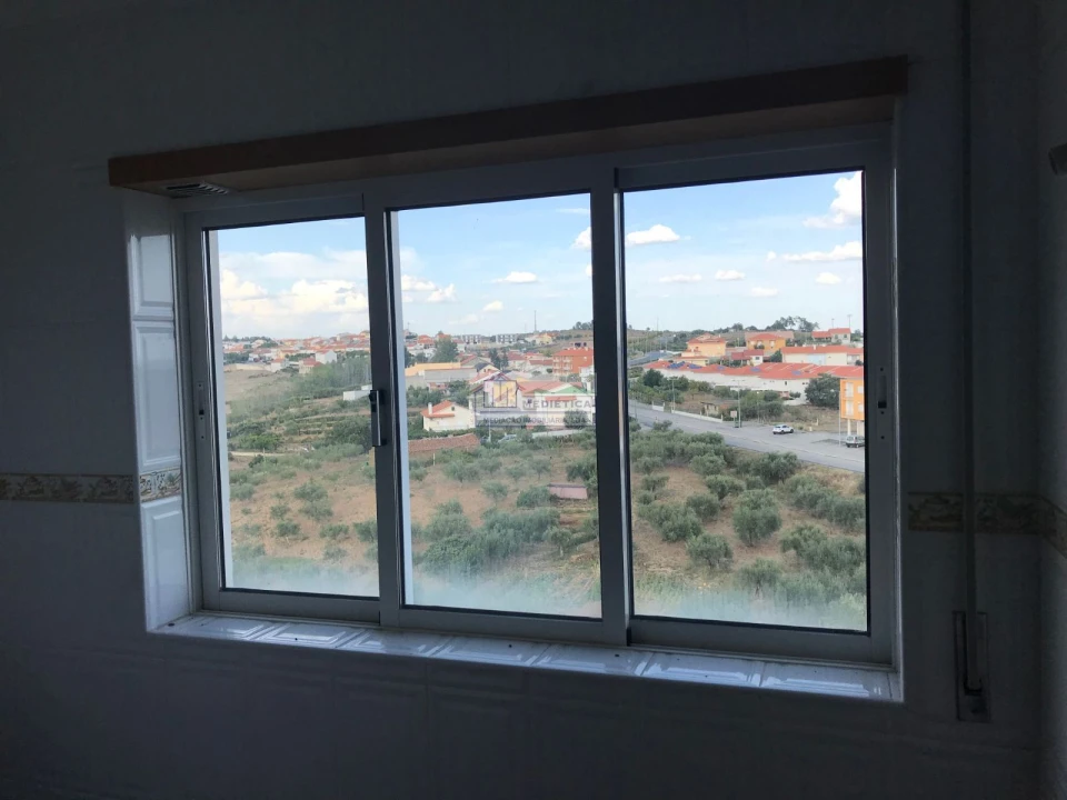 Apartamento T2 para Venda em Alfandega da Fe Foto 11