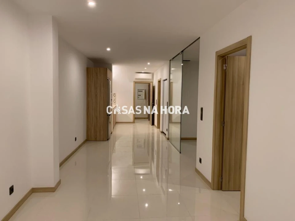 Apartamento T2 para Arrendamento em Viseu Foto 5