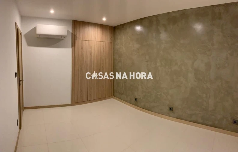 Apartamento T2 para Arrendamento em Viseu Foto 4