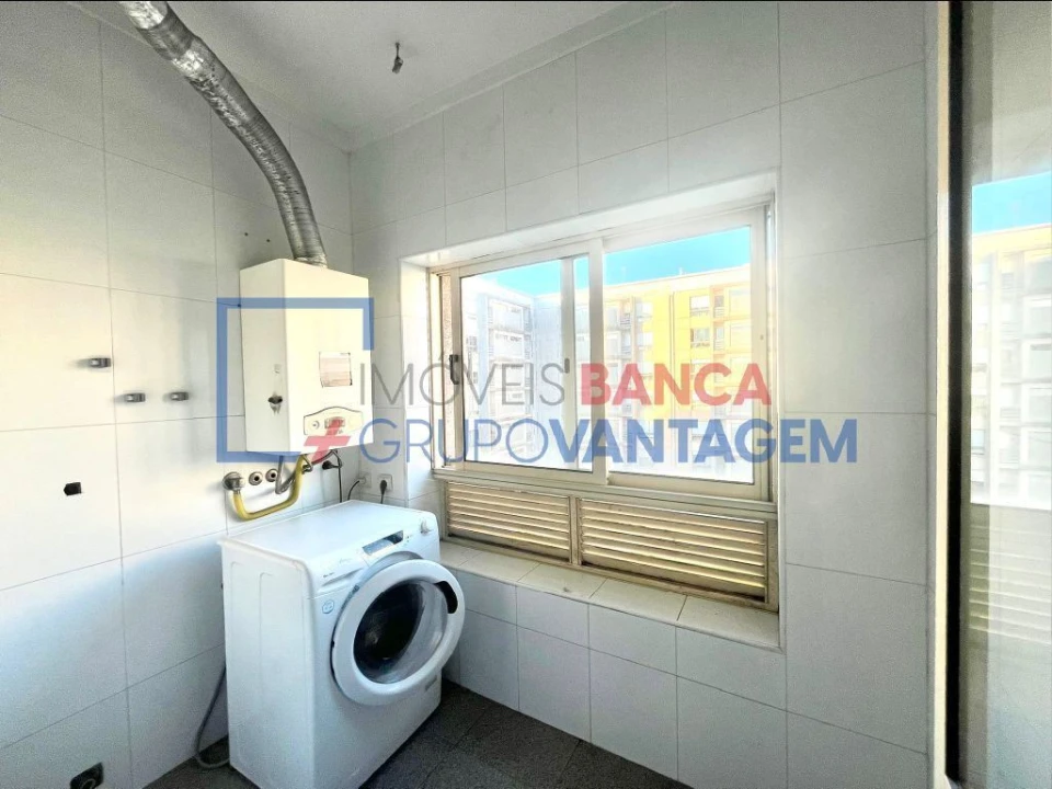 Apartamento T3 para Venda em Aguas Santas Foto 11