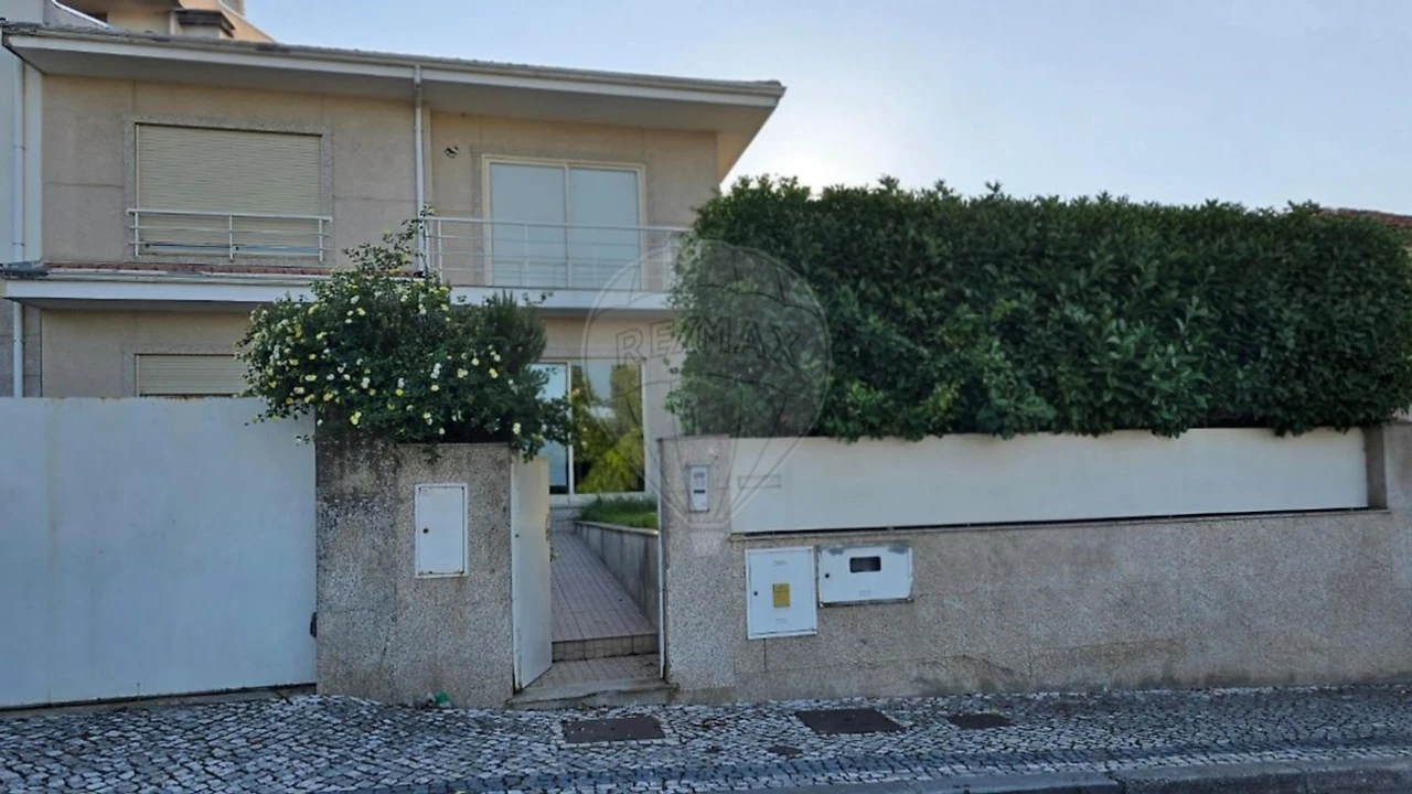 Moradia T3 para Venda em São João da Madeira Foto 7