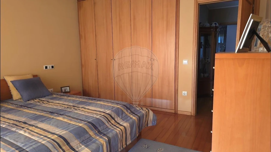 Moradia T3 para Venda em São João da Madeira Foto 9