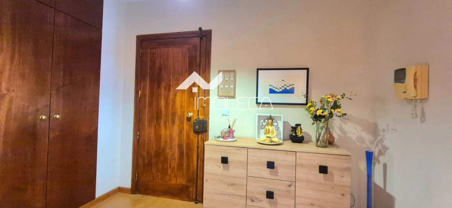 Apartamento T2 para Venda em Moreira Foto 1