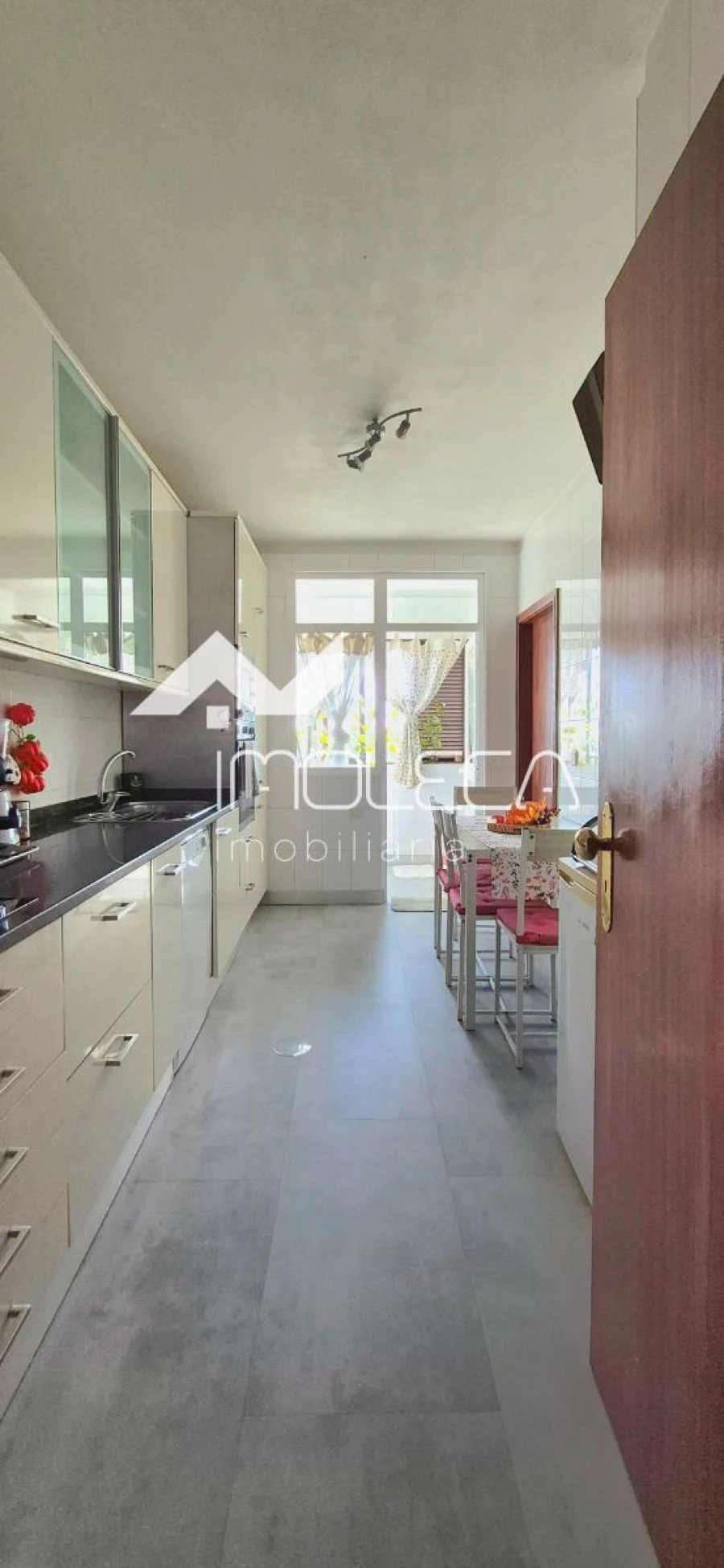 Apartamento T2 para Venda em Moreira Foto 6