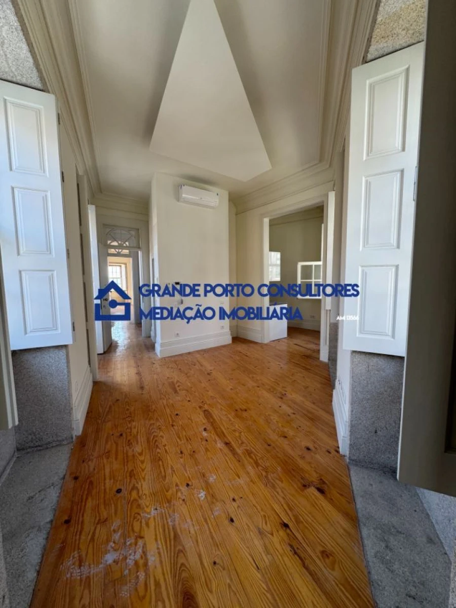 Apartamento T1 para Arrendamento em Cedofeita, Santo Ildefonso, Sé, Miragaia, São Nicolau e Vitória Foto 16