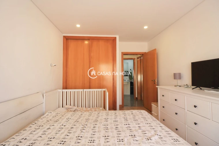 Apartamento T2 para Venda em Castêlo da Maia Foto 19