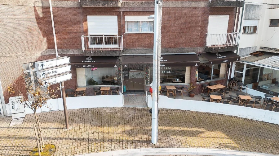 Loja para Trespasse em Fânzeres e São Pedro da Cova Foto 18