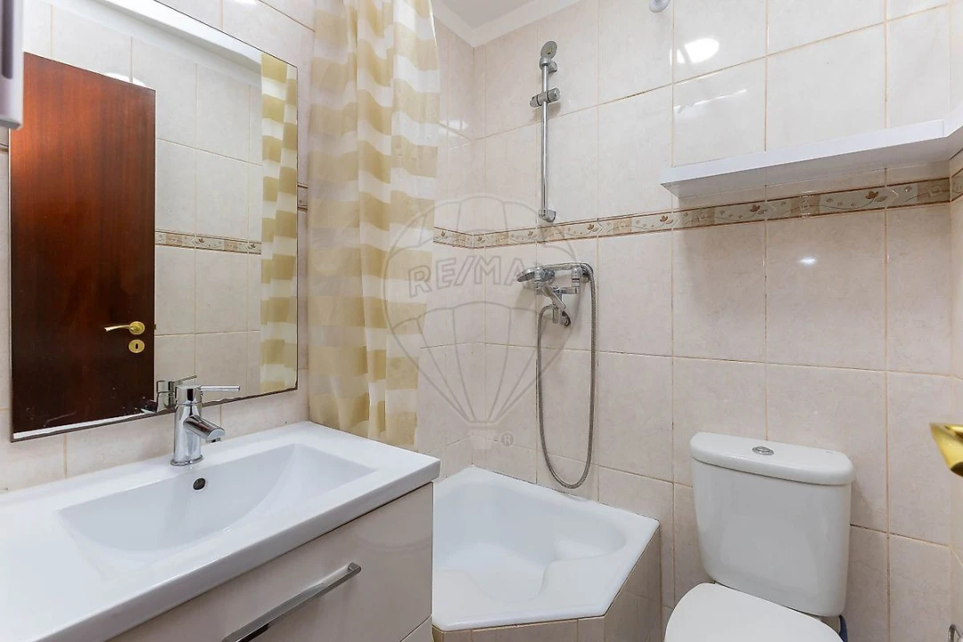 Apartamento T3 para Venda em Aldoar, Foz do Douro e Nevogilde Foto 12