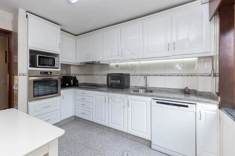 Apartamento T3 para Venda em Aldoar, Foz do Douro e Nevogilde Foto 7