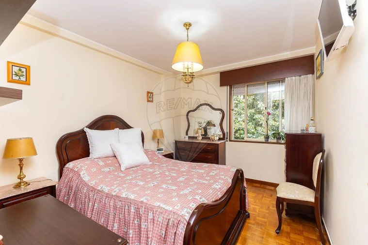 Apartamento T3 para Venda em Aldoar, Foz do Douro e Nevogilde Foto 8