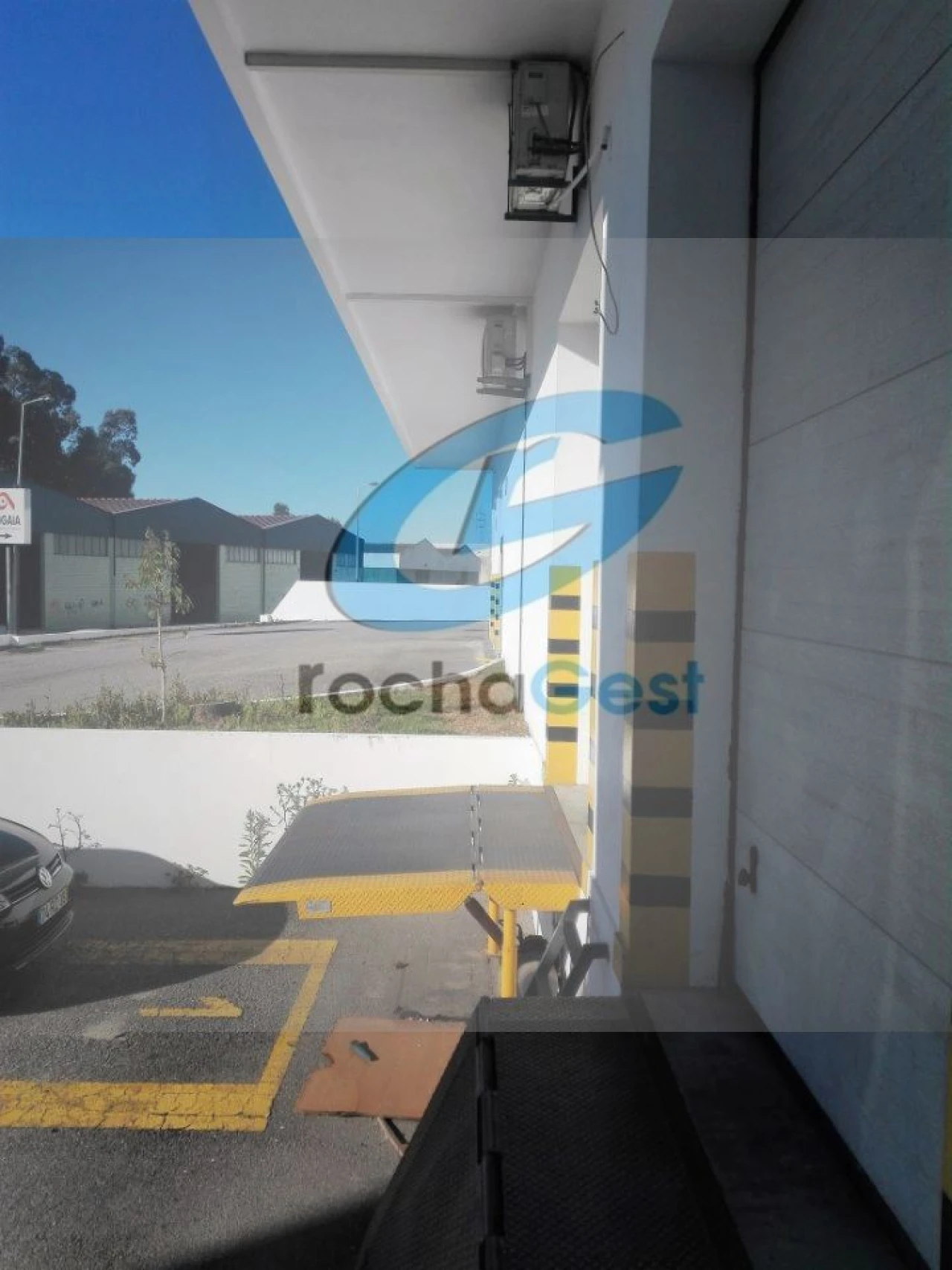 Armazém para Arrendamento em Canelas Foto 2