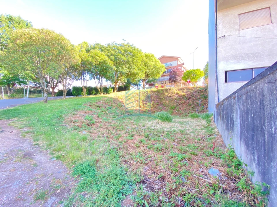 Terreno para Venda em Mafamude e Vilar do Paraíso Foto 8