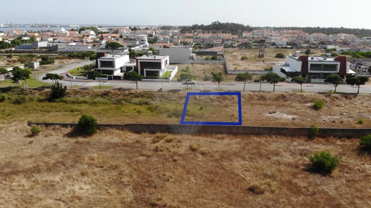 Terreno para Venda em São Jacinto Foto 1