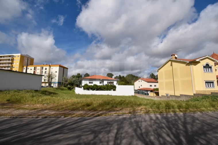 Terreno para Venda em Santa Maria, São Pedro e Matacães Foto 1