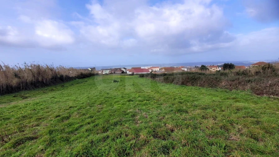 Terreno para Venda em Usseira Foto 9