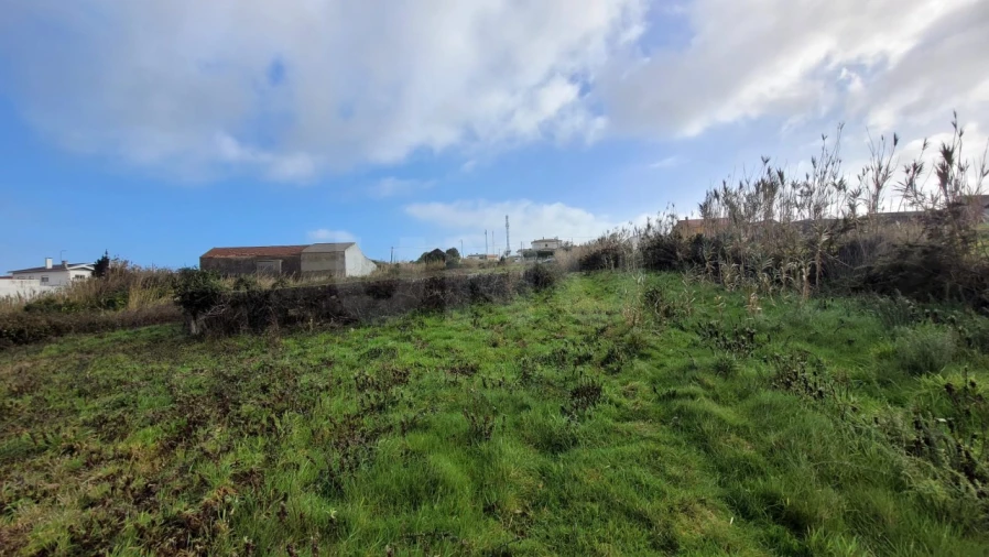 Terreno para Venda em Usseira Foto 12