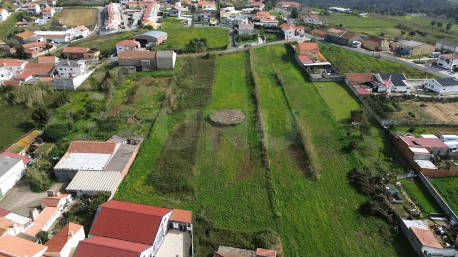 Terreno para Venda em Usseira Foto 1
