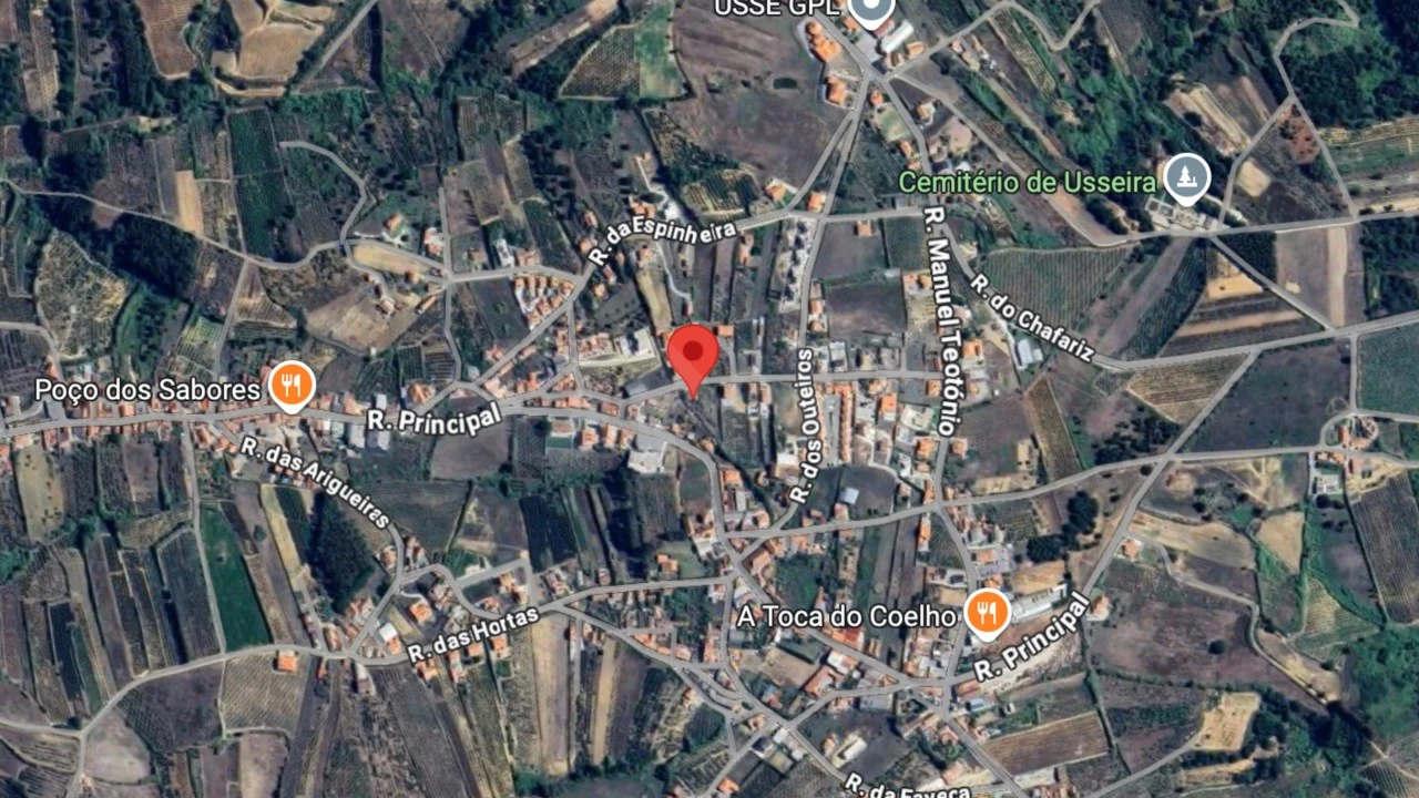 Terreno para Venda em Usseira Foto 17