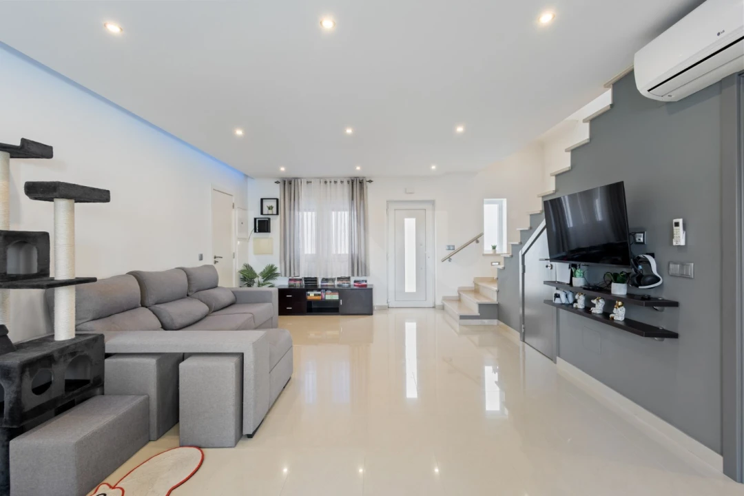 Moradia T3 para Venda em Campelos e Outeiro da Cabeça Foto 3