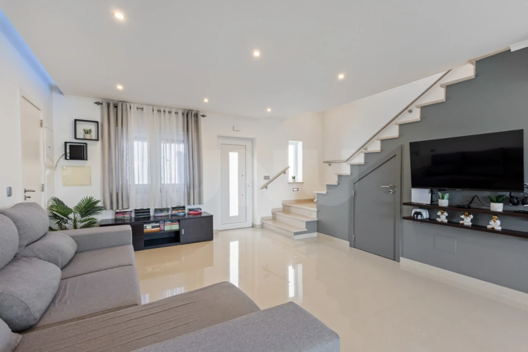 Moradia T3 para Venda em Campelos e Outeiro da Cabeça Foto 4