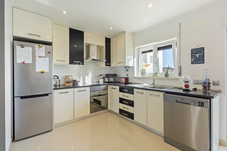 Moradia T3 para Venda em Campelos e Outeiro da Cabeça Foto 5