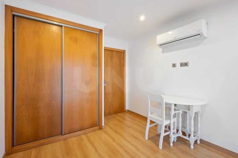 Moradia T3 para Venda em Campelos e Outeiro da Cabeça Foto 19