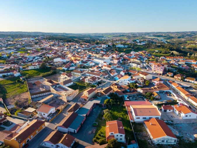Moradia T3 para Venda em Campelos e Outeiro da Cabeça Foto 28