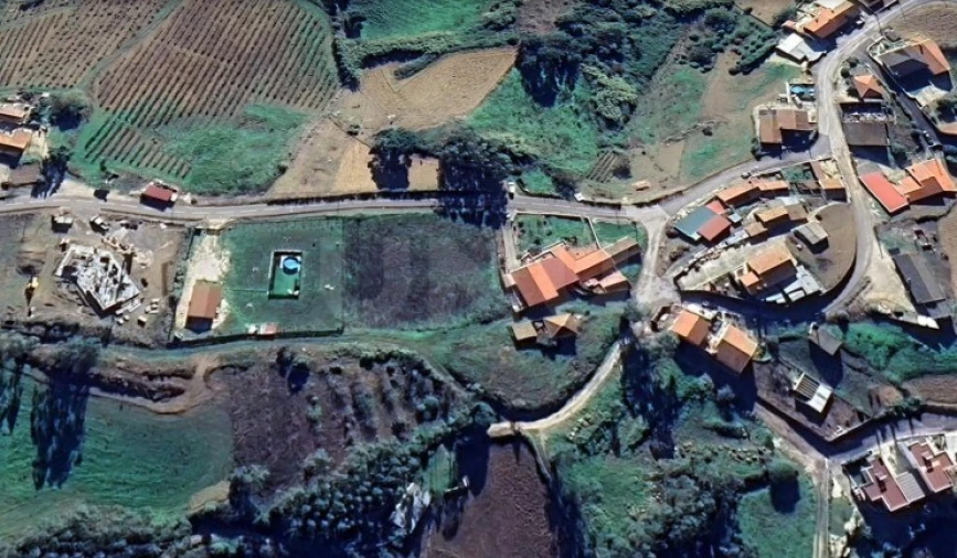 Terreno para Venda em Maxial e Monte Redondo Foto 17