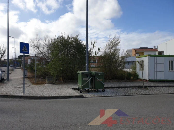 Terreno para Venda em Sebal e Belide Foto 1