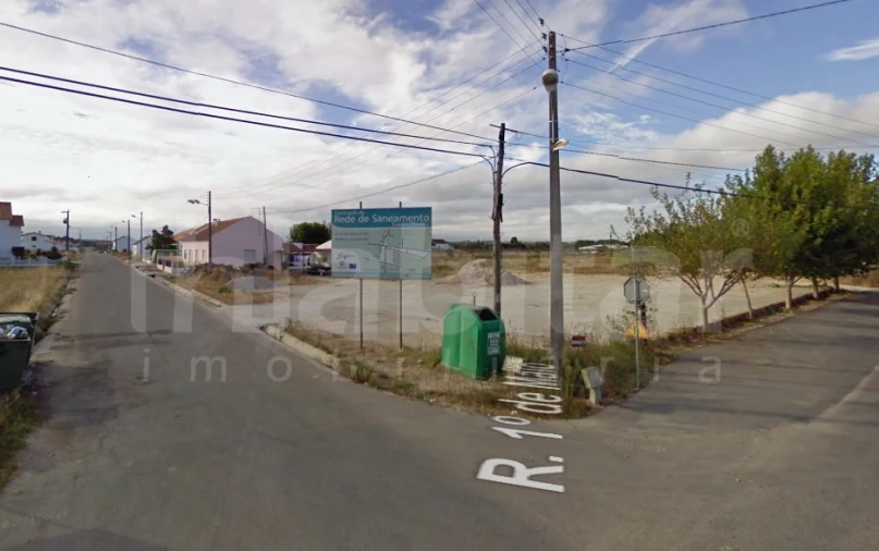 Terreno para Venda em Benfica do Ribatejo Foto 2