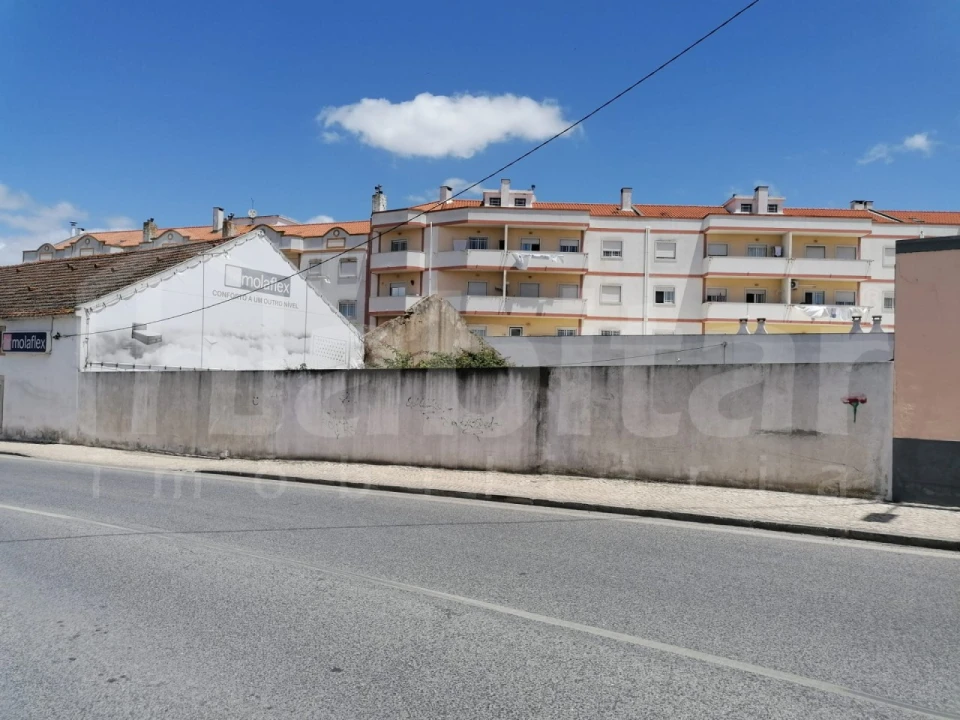 Terreno para Venda em Benavente Foto 1