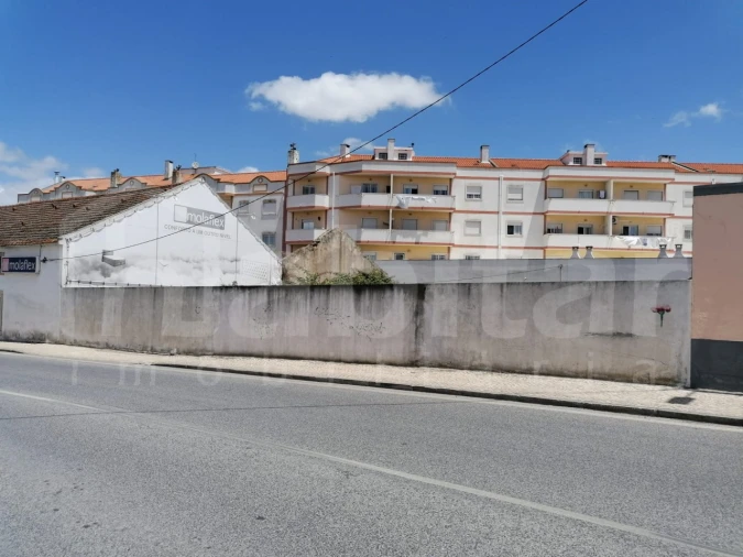 Terreno para Venda em Benavente Foto 1