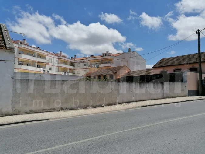 Terreno para Venda em Benavente Foto 2