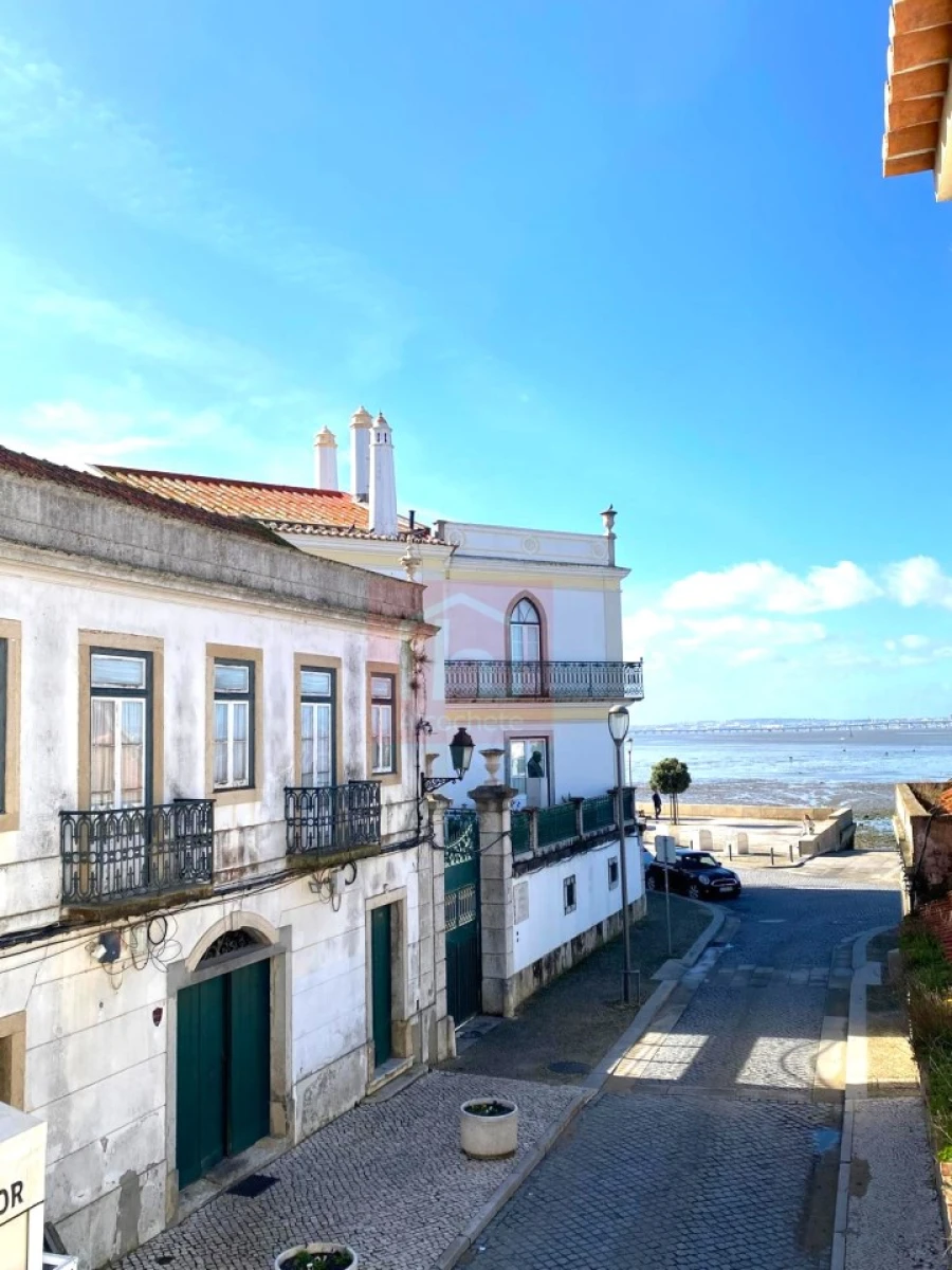 Apartamento T2 para Venda em Alcochete Foto 13