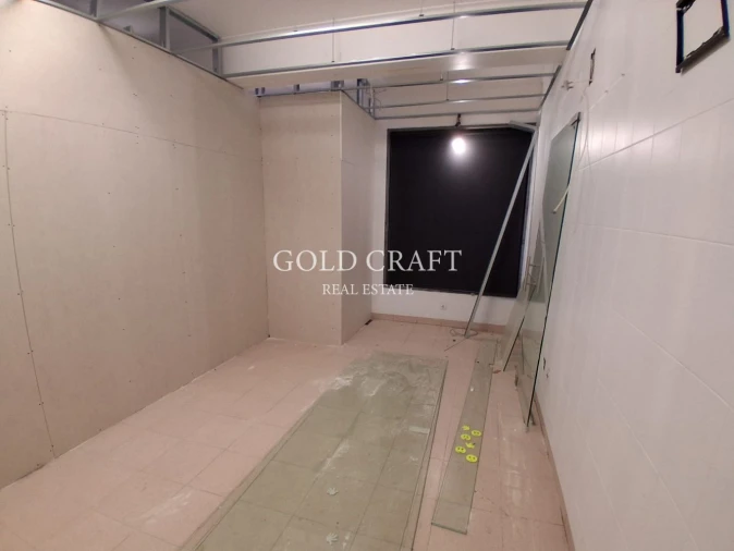 Loja para Arrendamento em Barcarena Foto 8