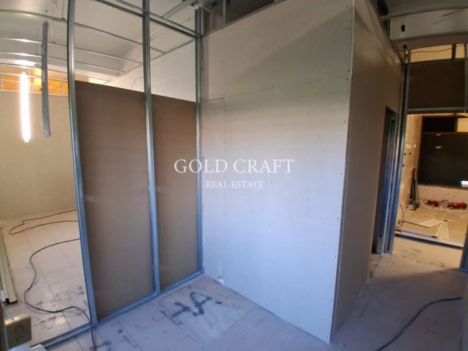 Loja para Arrendamento em Barcarena Foto 15