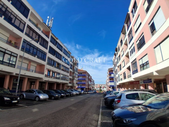 Loja para Arrendamento em Barcarena Foto 17