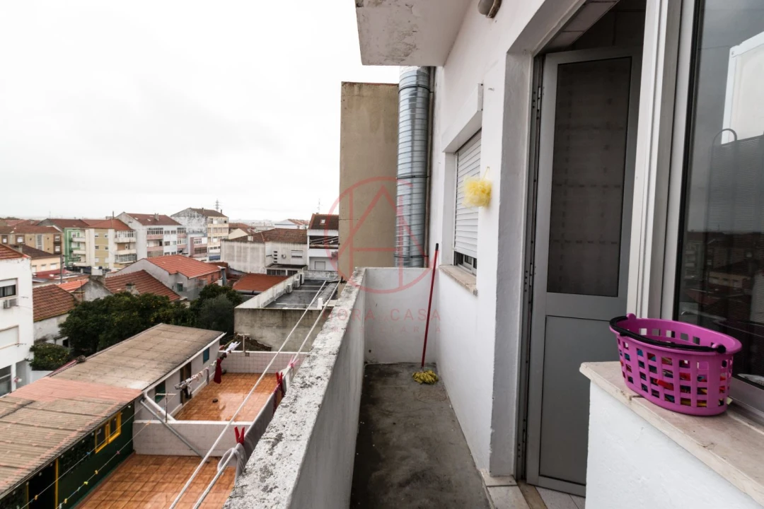 Apartamento T2 para Venda em Baixa da Banheira e Vale da Amoreira Foto 23