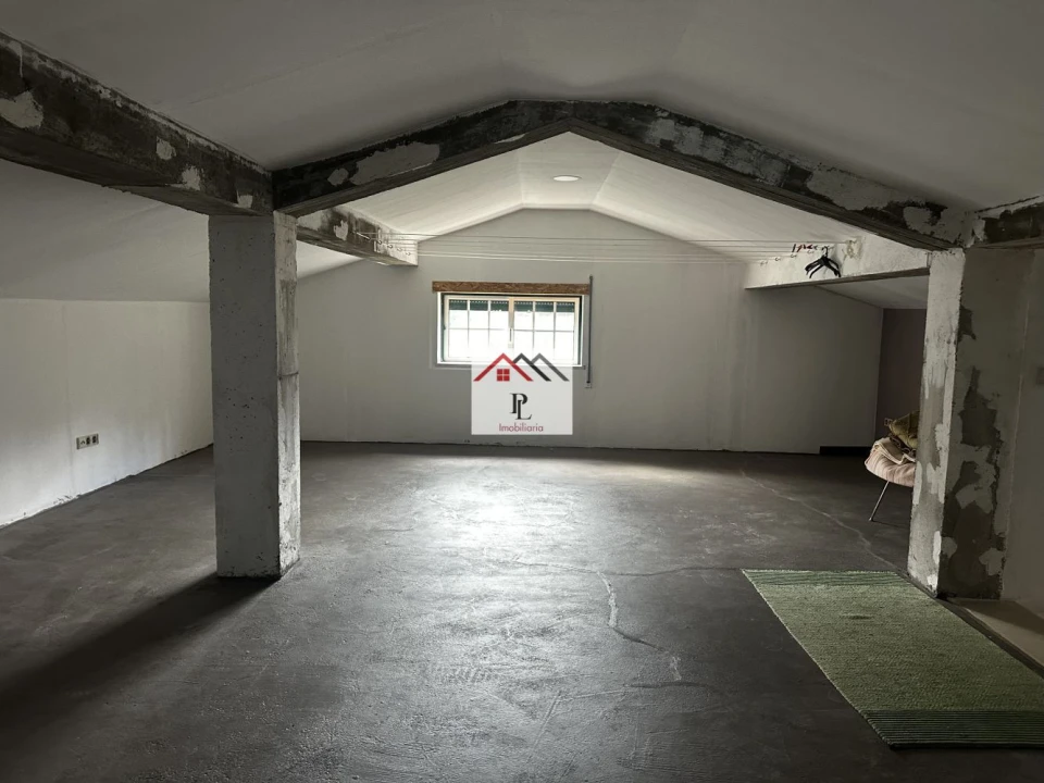 Moradia T3 para Venda em Serpins Foto 32