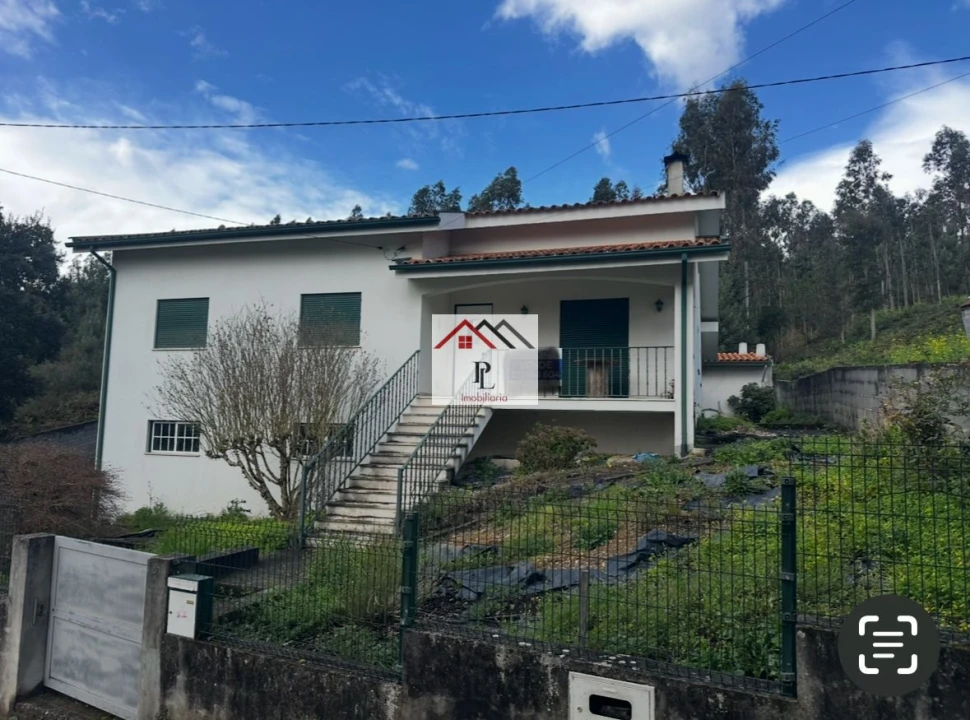 Moradia T3 para Venda em Serpins Foto 2